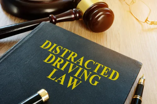 distracted driving lawyer in Kennesaw, Kennesaw distracted driving accident attorney